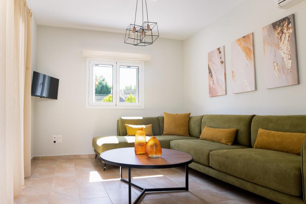 Vasilopoulos Residences - Villa Emelia With Shared Pool Argostoli  Ngoại thất bức ảnh