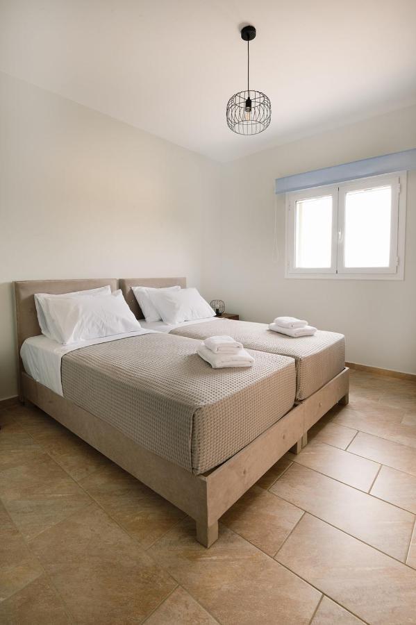 Vasilopoulos Residences - Villa Emelia With Shared Pool Argostoli  Ngoại thất bức ảnh